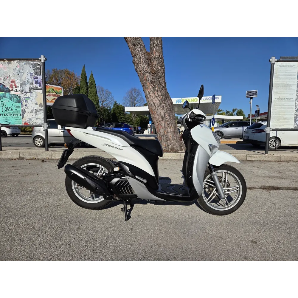 YAMAHA XENTER 150 - 2013