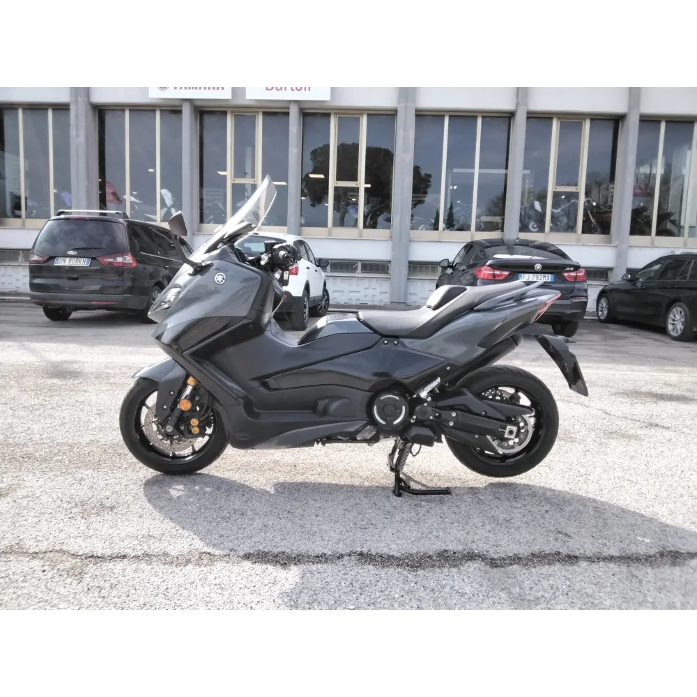 YAMAHA T MAX 560 TECH MAX ABS TCS