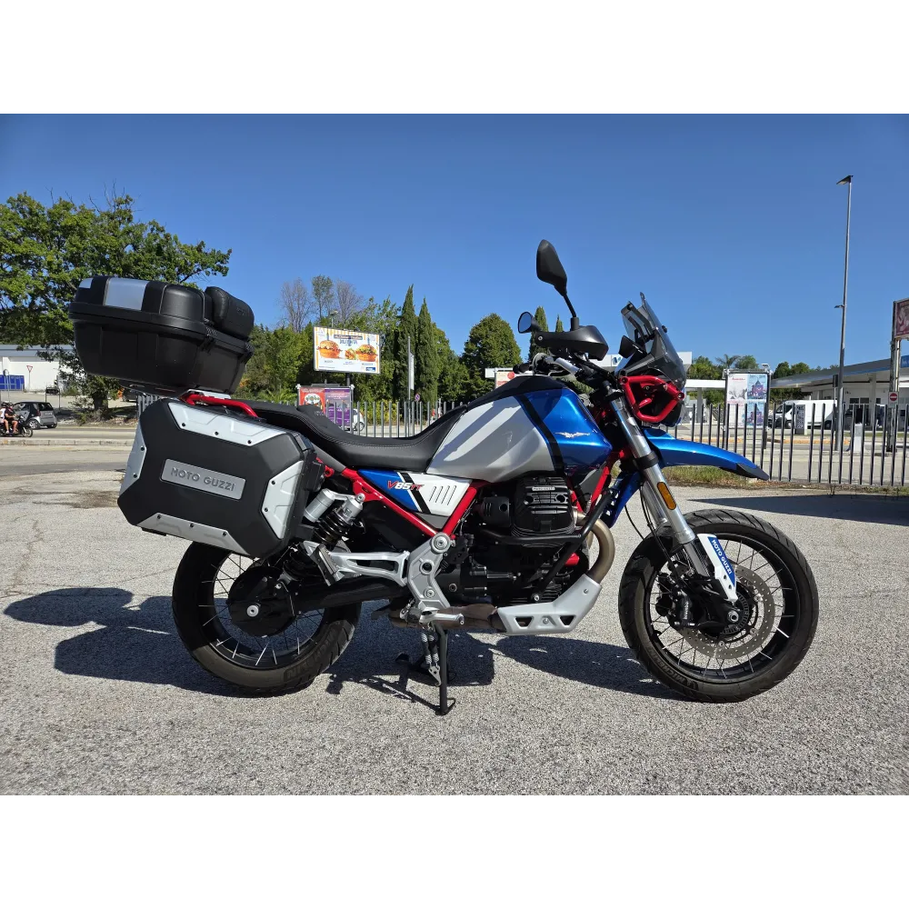 MOTO GUZZI V85 TT - 2024