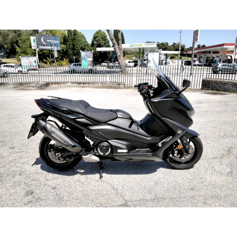 YAMAHA T MAX 560 ABS TCS YAMAHA T MAX 560 ABS TCS