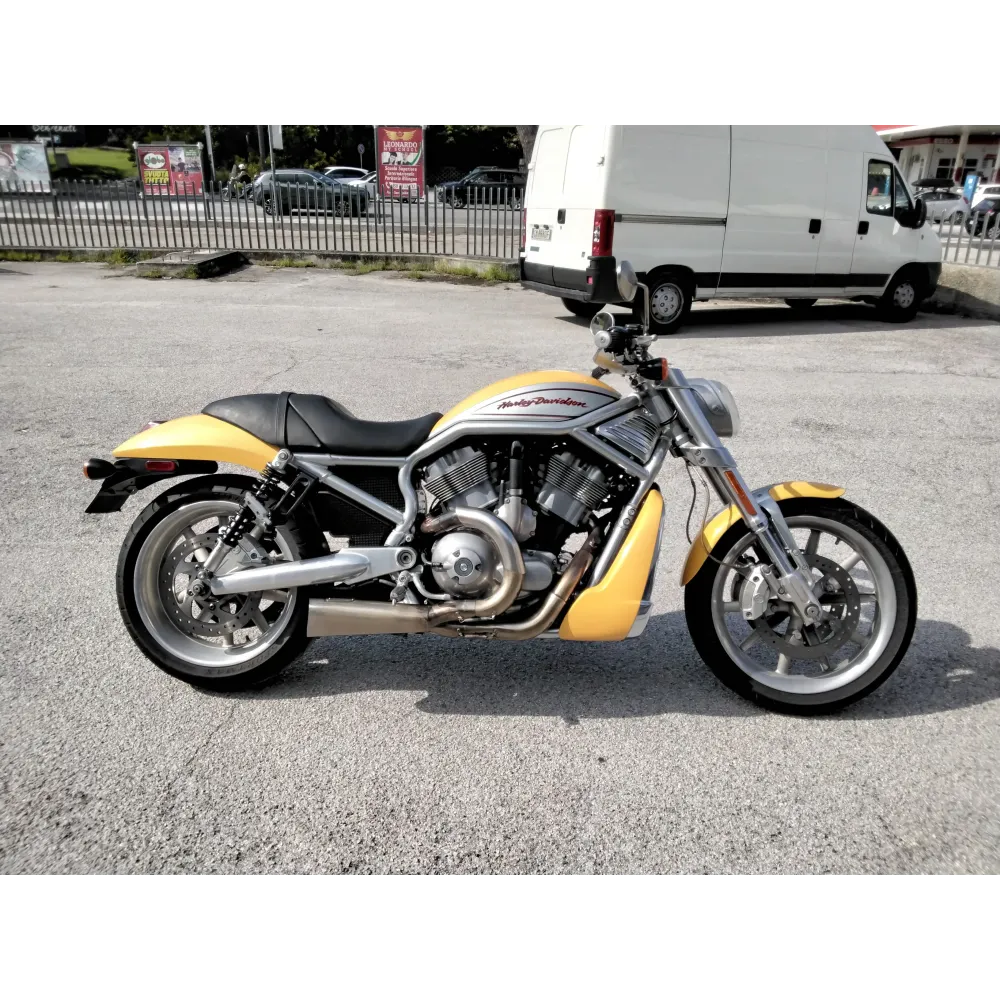 HARLEY DAVIDSON V ROD