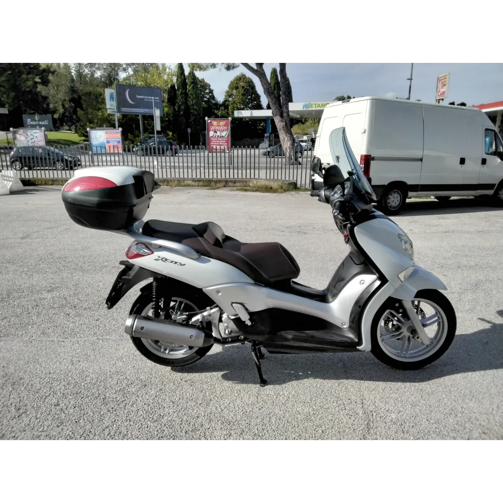 YAMAHA X CITY 250
