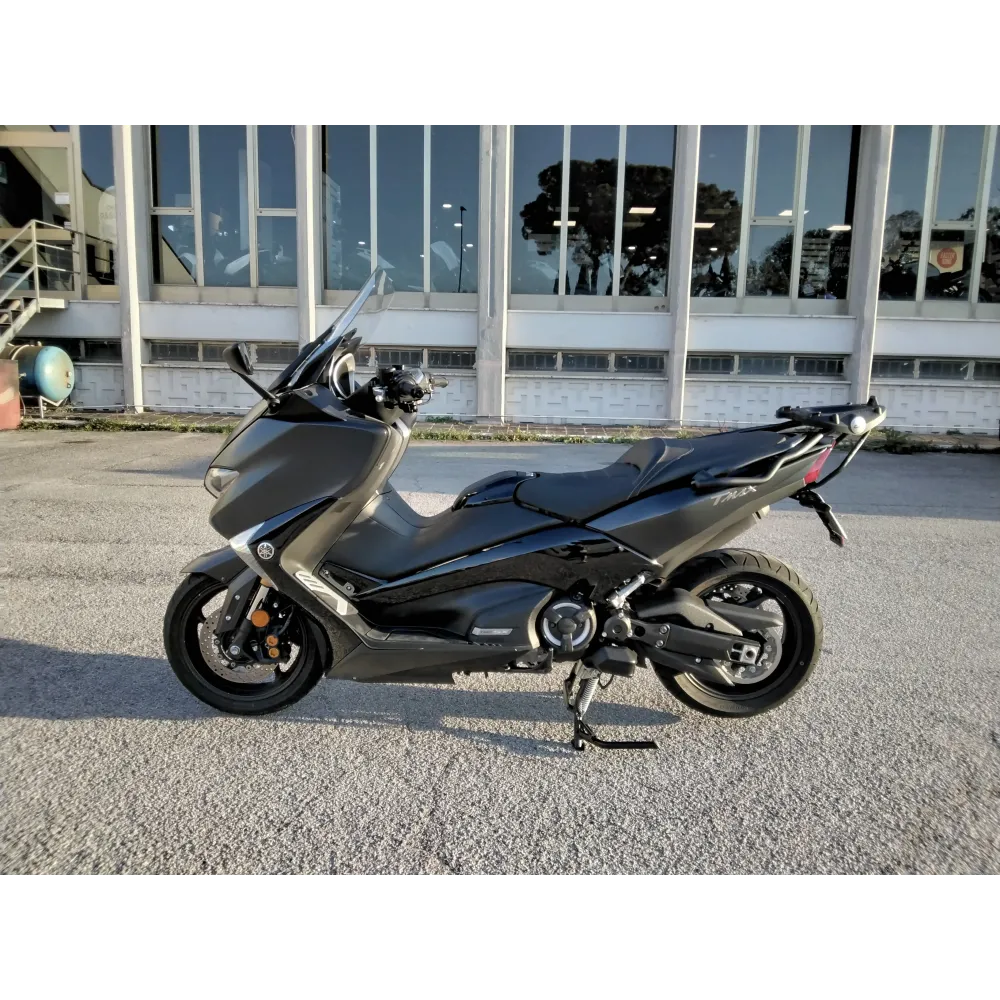 YAMAHA T MAX 530 SX ABS TCS YAMAHA T MAX 530 SX ABS TCS