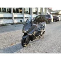 YAMAHA T MAX 530